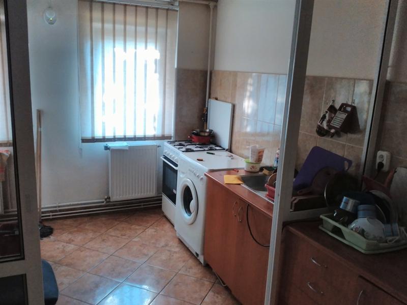 Alin Tişe anunţă o măsură drastică în cazul „locuinţelor de serviciu