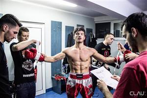 Viața unui campion european la kickbox. „Odată ce ai pășit pe treptele ringului, nu mai poți da înapoi