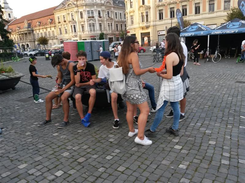 Mascații din Basarabia au umplut Piața Unirii