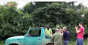 Bărbatul care a ajutat echipa Sky News: Am fost păcălit, mi-au spus că este un documentar/ Maşina din reportaj, găsită într-un sat din Bistriţa