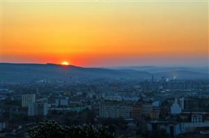 Încotro merge metropola: caiac pe Someş şi drum expres pe lângă şine. Voi cum vedeţi dezvoltarea Clujului?