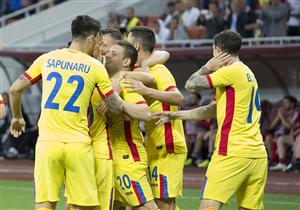 Selecţionerul României a anunţat cei 26 de jucători convocaţi pentru meciul cu Muntenegru de la Cluj. Vezi surprizele din lot