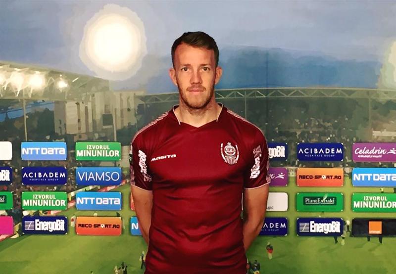 Aglomeraţie la CFR în ultima zi de mercato. 