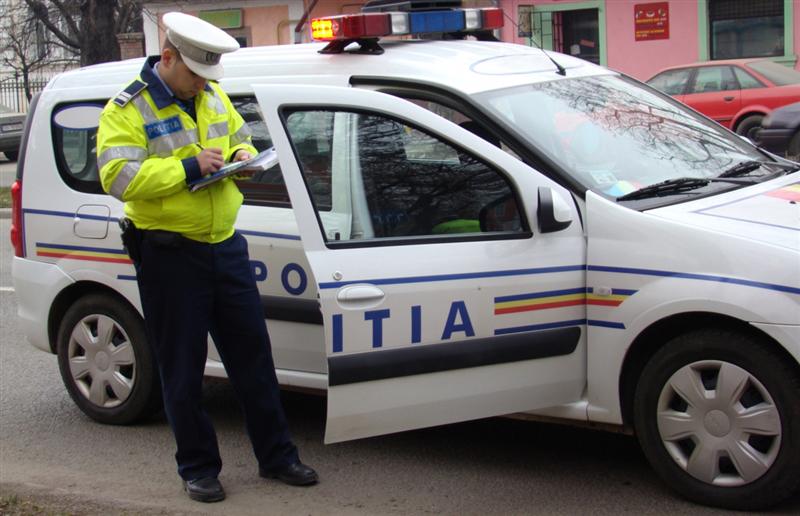 Un clujean a distrus o maşină pentru că era parcată în apropierea garajului personal