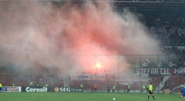 Un suporter al echipei CFR 1907 Cluj şi 4 suporteri ai echipei F.C. Voluntari au interdicţie de a participa la meciul din Gruia