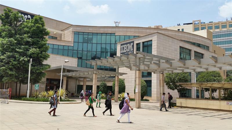 Un clujean conduce o firmă cu 1.350 de angajaţi în Silicon Valley-ul Indiei