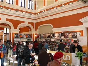 Târg de carte la Casino 