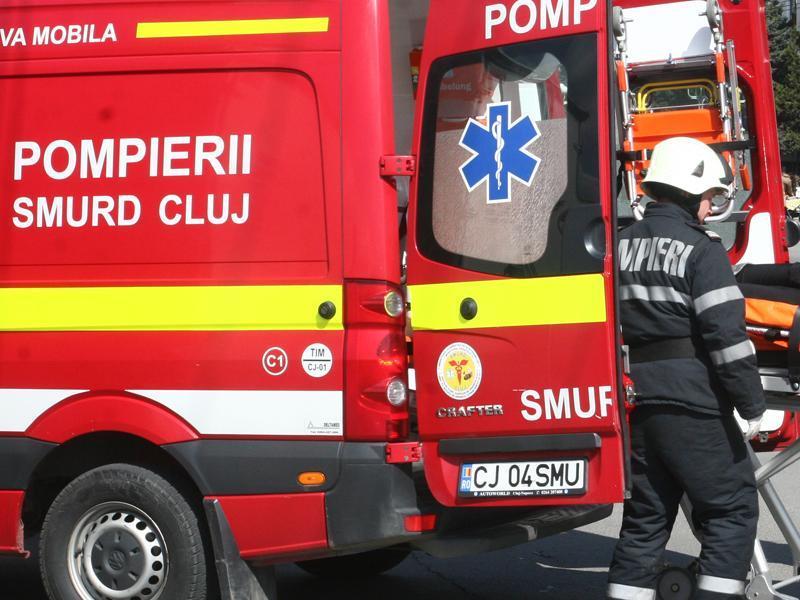 A murit după ce s-a aruncat de la etajul 9 al unui bloc din Cluj