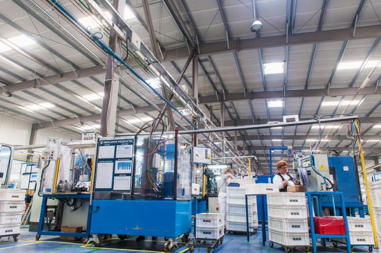 Un clujean câştigă cu 50% peste un bistriţean