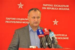 Alegerile prezidenţiale din Republica Moldova: Igor Dodon câştigă primul tur de scrutin