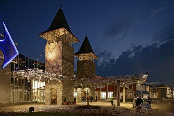 Au venit de la Sibiu la Cluj ca să fure din mall 