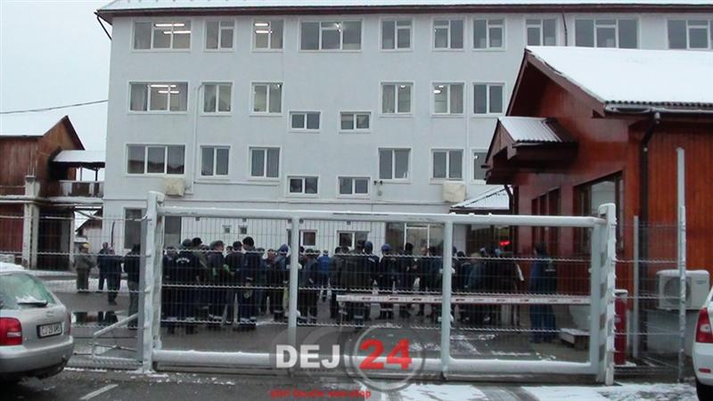 Protestele de la Salina Ocna Dej continuă. Minerii s-au blocat în subteran