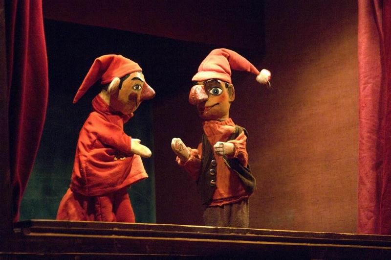 Clovni şi un croitoraş cu puteri nebănuite, în weekend, la Teatrul Puck