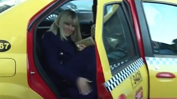 Elena Udrea a plecat cu taxiul de la DNA