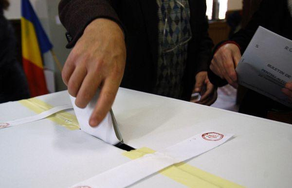 Cât au cheltuit partidele în campania pentru alegerile din 11 decembrie