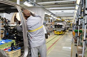 Renault face recrutări direct din băncile Universităţii Tehnice 
