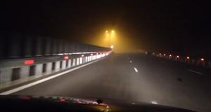 Circulație îngreunată pe autostrada A3. Ceaţă pe mai multe artere din judeţul Cluj
