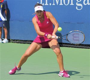 Cîrstea și Niculescu, eliminate la primul mare turneu de tenis al anului