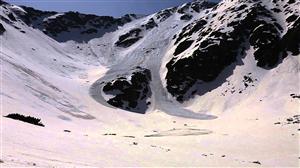 Atenție pe unde umblați în week-end, risc mare de avalanșe la munte