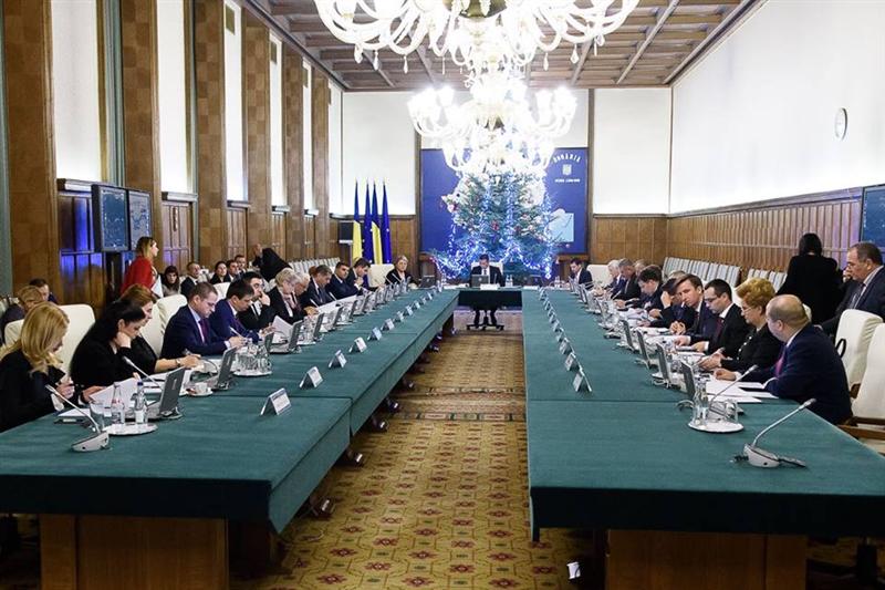 Grindeanu: Conform Constituției, avem voie să dăm grațiere și amnistie? Da, deci nu sunt împotriva legii