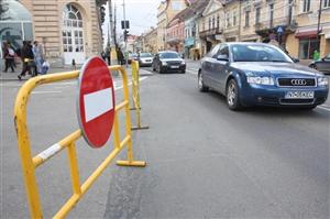 Restricţii de circulaţie în centrul Clujului, duminică după masă
