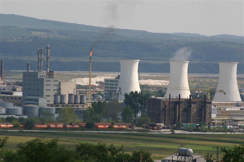 Milionarul Vuza vrea să cumpere 80% din Oltchim