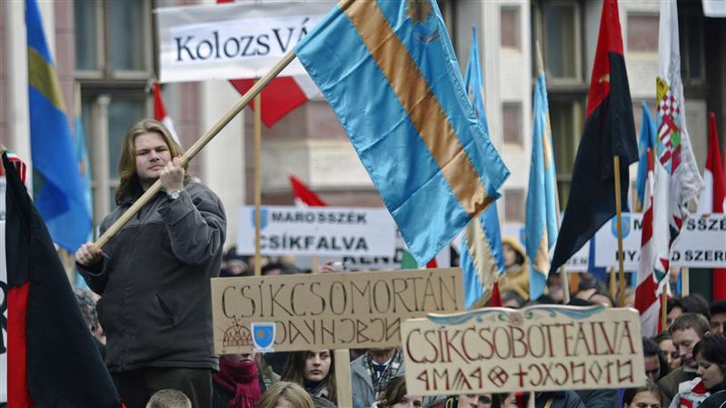 Sub ochii PSD: Autonomia Ţinutului Secuiesc a ajuns în Monitorul Oficial şi merge în Parlament