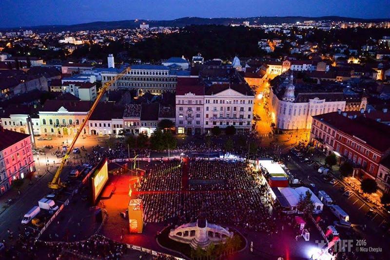 Banii nerambursabili pentru cultură, acordaţi de Consiliul Judeţean după un nou regulament 