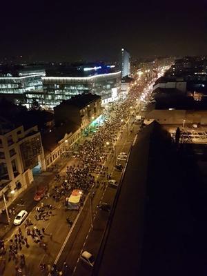 TIMELAPSE impresionant cu protestul anti-corupţie de la Cluj. Marş cu peste 25.000 de oameni VIDEO 