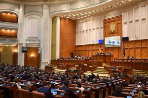 Moţiunea de cenzură PNL-USR împotriva guvernului Grindeanu a fost citită în plen