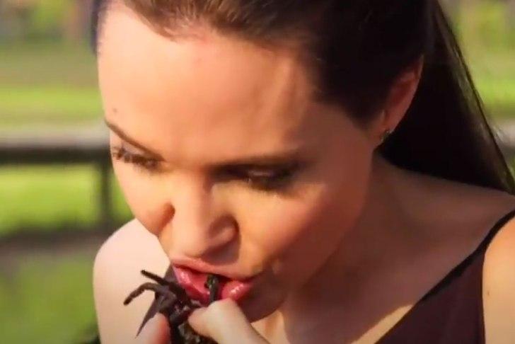 Angelina Jolie a gătit tarantule pentru ea și copiii ei