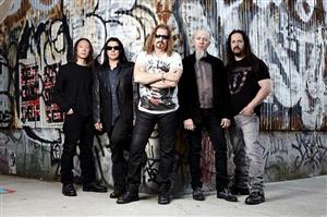 Dream Theater concertează la Cluj 