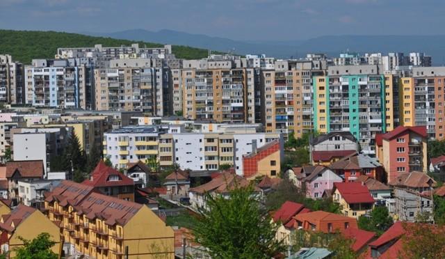 Piaţa imobiliară trage frâna de mână? Scumpiri temperate în februarie. VEZI situaţia la Cluj