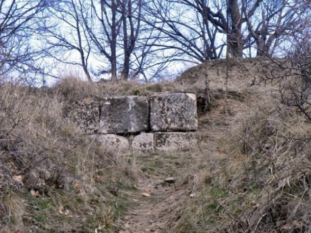 De weekend. Bijuterii din oraşul-comoară: în căutarea Cetăţuii pierdute