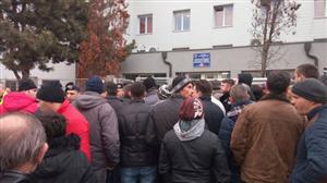 Gata cu cozile interminabile de la înmatriculări. Ce soluţie a găsit Prefectura Cluj