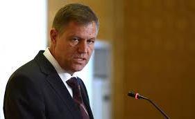Klaus Iohannis renunță acum la referendum , dar îl 