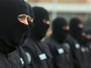 Singura femeie printre mascaţii din trupa de elită a SAS Cluj