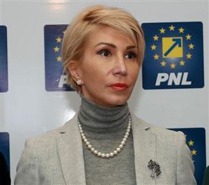Raluca Turcan: Cioloş, foarte bun pentru echipa PNL