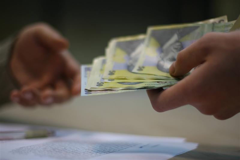 Salarii mărite pentru primari şi preşedinţi CJ