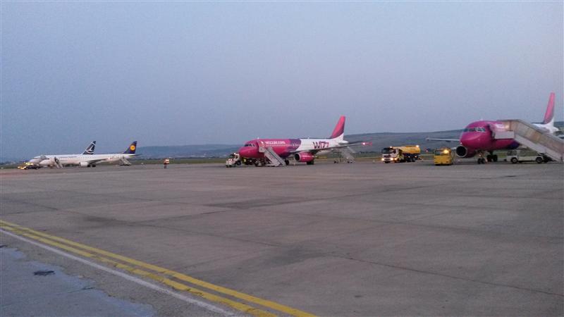Aeroportul Cluj trece la sezonul de vară, cu noi rute şi măriri de frecvenţe