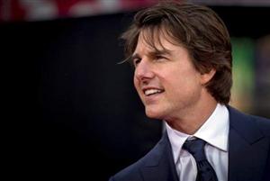 HOLLYWOOD | Tom Cruise are o nouă iubită. E cu 25 de ani mai tânără – FOTO