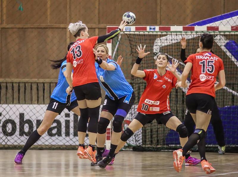 Handbal feminin: ”U” Cluj, învinsă de Dunărea Brăila