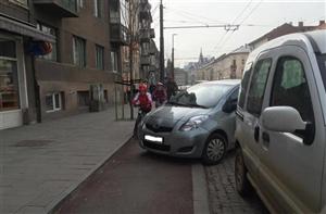 Sancțiuni de peste 10.000 lei pentru parcări pe pistele de biciclete din Cluj