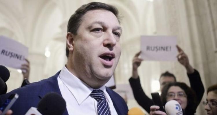 Senator clujean jignit incalificabil de „avocatul corupţilor”