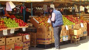 Razii în pieţe. Comercianţii vor trebui să justifice provenienţa tuturor produselor