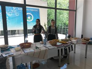 Bunătăţi de la ţară, marketing de oraş FOTO