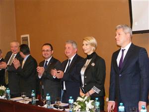 PNL Cluj, nici cu Orban, nici cu Buşoi. Delegaţii vor decide cu cine votează