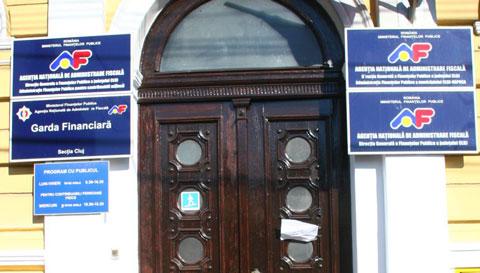 Protestele angajaţilor de la Finanţe continuă în ţară. La Cluj angajaţii au reluat lucrul