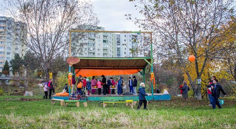 Festival în Mănăştur, La Terenuri. 
