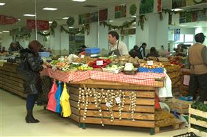 Minciuna din pieţe, amăgirea din supermarket